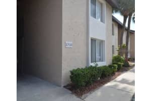 2720 Hidden Lake Blvd #b, SARASOTA
