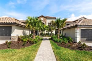 5558 Palmer Cir #105, BRADENTON