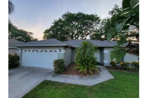 2725 Feiffer Cir, SARASOTA