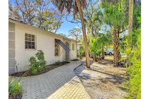608 N Jefferson Ave #30, SARASOTA