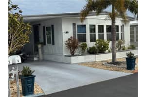 6 Lafitte Dr, NOKOMIS