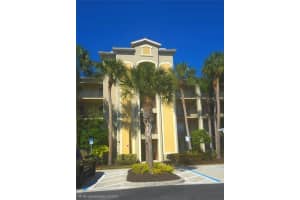 7607 Grand Estuary Trl #302, BRADENTON