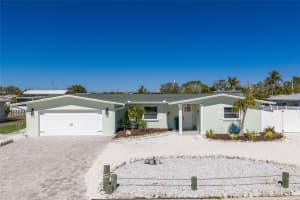 10316 Kingfisher Rd W, BRADENTON