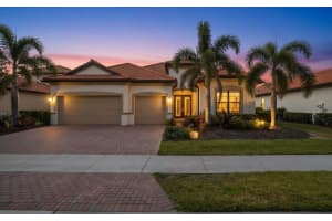 10900 Tarflower Dr, VENICE