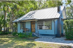 2408 Hillview St, SARASOTA