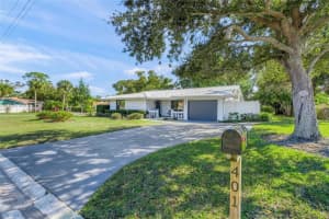 401 Picasso Dr, NOKOMIS