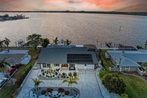 5207 Bay State Rd, PALMETTO