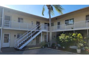 360 Base Ave E #424, VENICE
