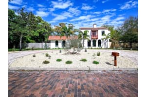 6251 10th Ave S, GULFPORT