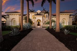 617 N Owl Dr, SARASOTA
