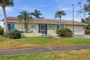 3102 40th St W, BRADENTON