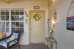 700 Mirabella Cir #102, VENICE