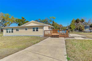 7272 Westwind St, WEEKI WACHEE