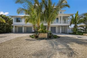 227 S Harbor Dr, HOLMES BEACH