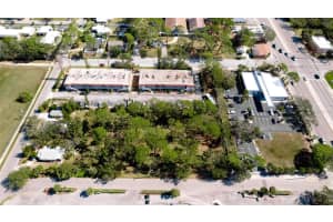 N Shade Ave, SARASOTA