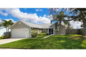 3567 65th Avenue Cir E, SARASOTA