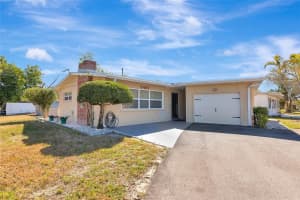 5407 3rd St W, BRADENTON