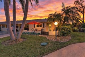 390 301 Blvd W #20a, BRADENTON