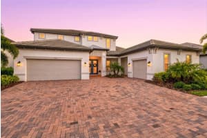 6152 Lungo Lago Dr, SARASOTA