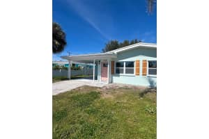 428 62nd St, HOLMES BEACH