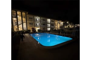 3850 13th Ave N #212, ST PETERSBURG