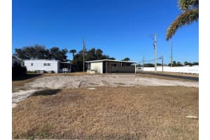 5302 Chateau Ln, BRADENTON 5302 Chateau Ln, BRADENTON