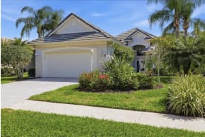 6514 Oakland Hills Dr, LAKEWOOD RANCH