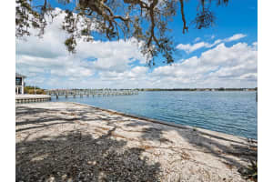 1267 Starboard Ln, SARASOTA