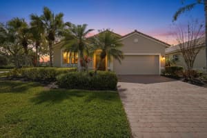 4246 65th Pl E, SARASOTA