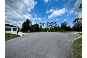 Burri Ct, NORTH PORT Burri Ct, NORTH PORT