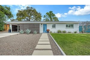 2323 Grove St, SARASOTA