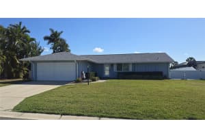 4007 Royal Palm Dr, BRADENTON