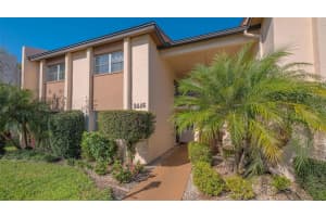 2446 Clubhouse Cir #201, SARASOTA