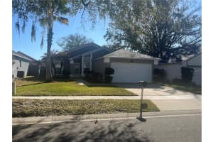 1207 Lake Blue Cir, APOPKA