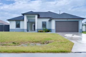 2220 Ne 9th Pl, CAPE CORAL