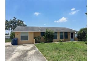 4427 58th St W, BRADENTON