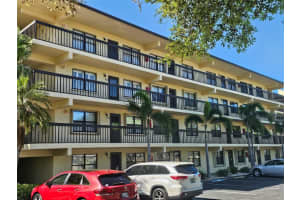 315 30th Ave W #b307, BRADENTON