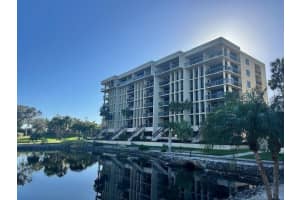 1095 Gulf Of Mexico Dr #104, LONGBOAT KEY