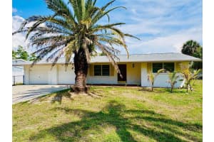 605 Barnes Pkwy, NOKOMIS