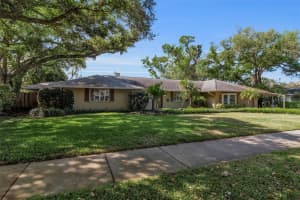 1714 South Dr, SARASOTA