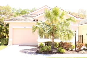 7803 33rd St E, SARASOTA