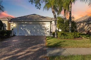 5696 Ferrara Dr, SARASOTA
