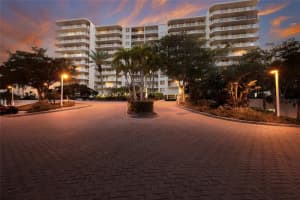 1800 Benjamin Franklin Dr #b1006, SARASOTA