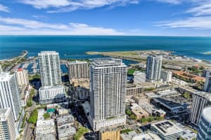 275 1st Ave S #2204, ST PETERSBURG