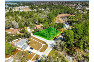 632 Anderson Dr, DELTONA