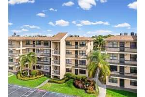 635 30th Ave W #f 401, BRADENTON