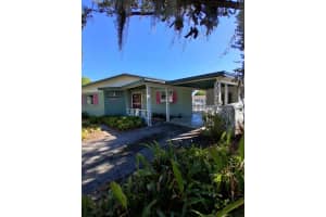 3372 Mayflower St, SARASOTA