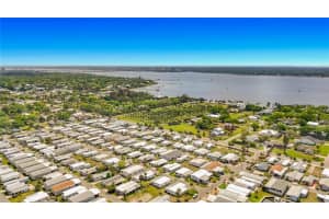 80 Del Rio Dr, PALMETTO