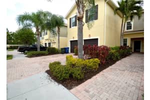 7770 Moonstone Dr #7-104, SARASOTA