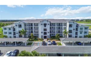 12140 Wellen Golf St #208, VENICE